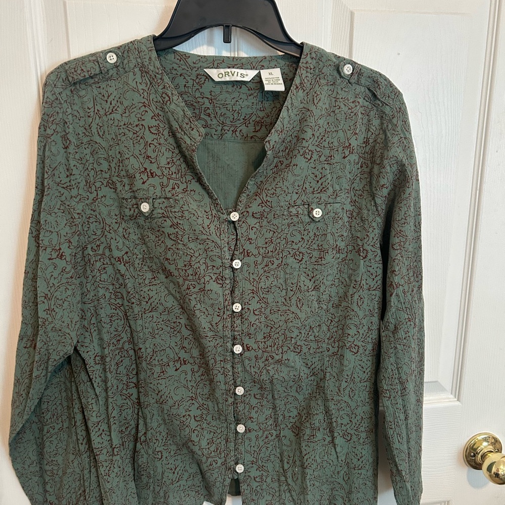 Orvis Green and Brown Patterned Button up Top
